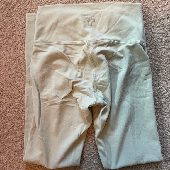 Aritzia TNA Light Leggings - Picture 3 of 5